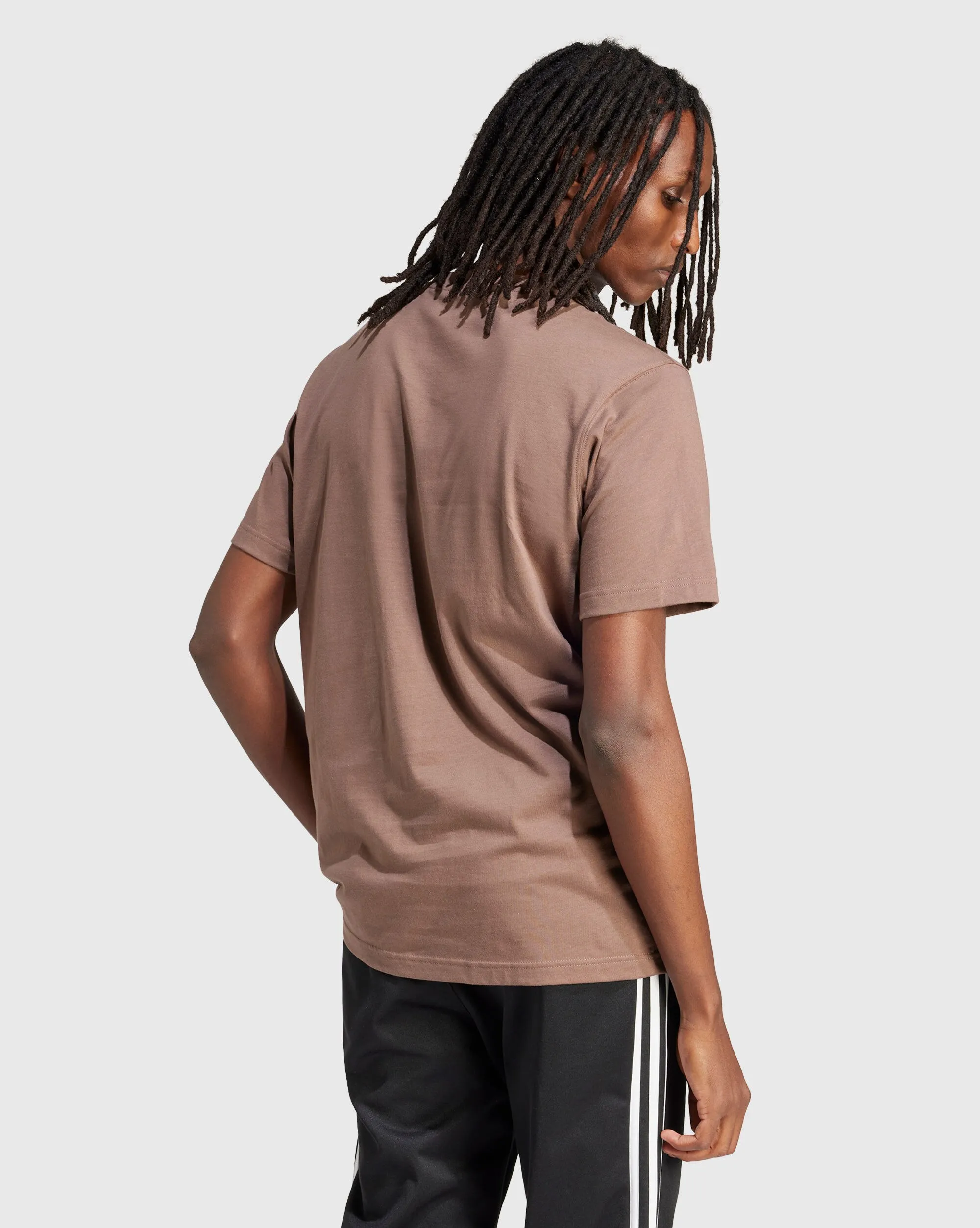 Adidas Originals T-Shirt Trefoil Essentials Marrone Uomo