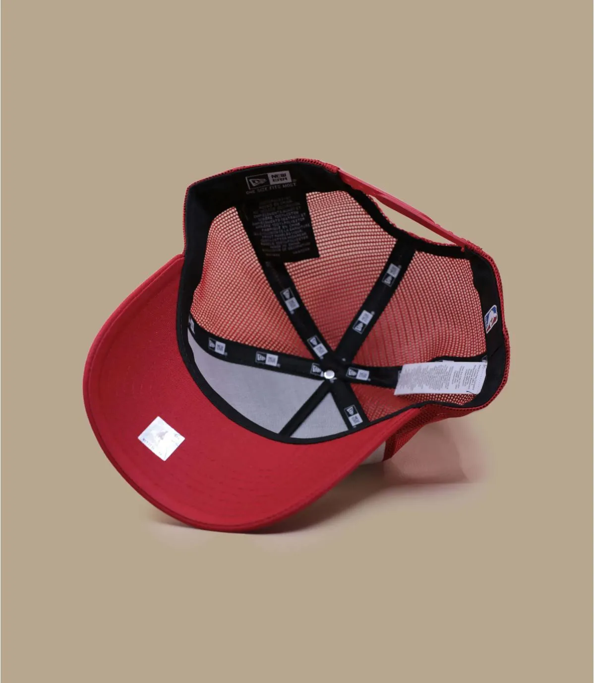 Cappellino chicago bulls rosso e biancoCappellino Trucker Team Colour Block Bulls     