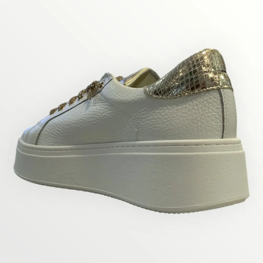 DIVINE FOLLIE - SNEAKER CON STRINGHE A STRASS