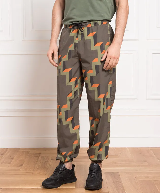 Marcelo Burlon Joggers kaki con stampa logo TEMPERA CROSS CMCA172F22FAB002